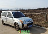 陕西PG国际猕猴桃果农开车果园务农，致富